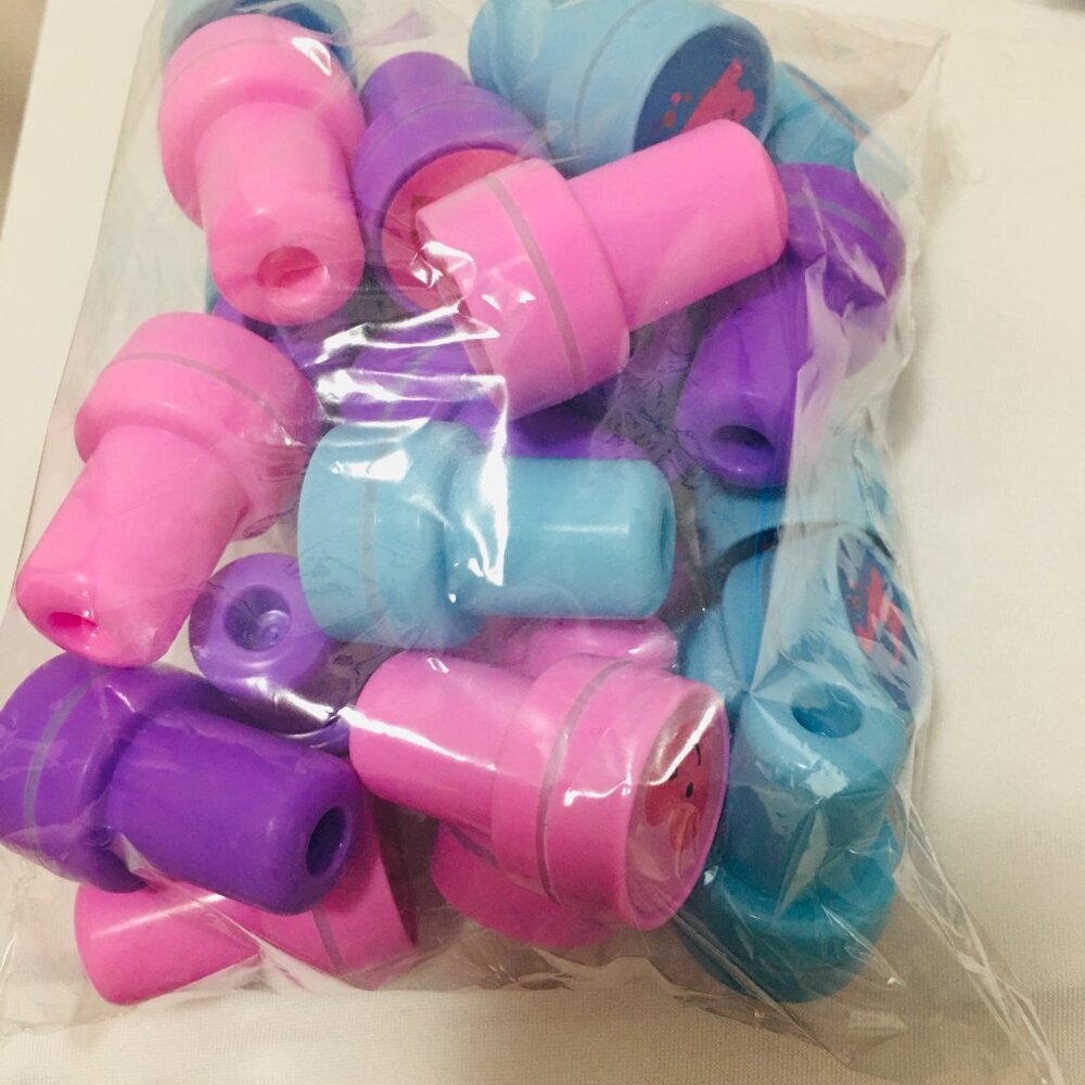 Valentine’s Day Stationery / goodie bags Gift Set Party Favors for Kids - Picture 9 of 12